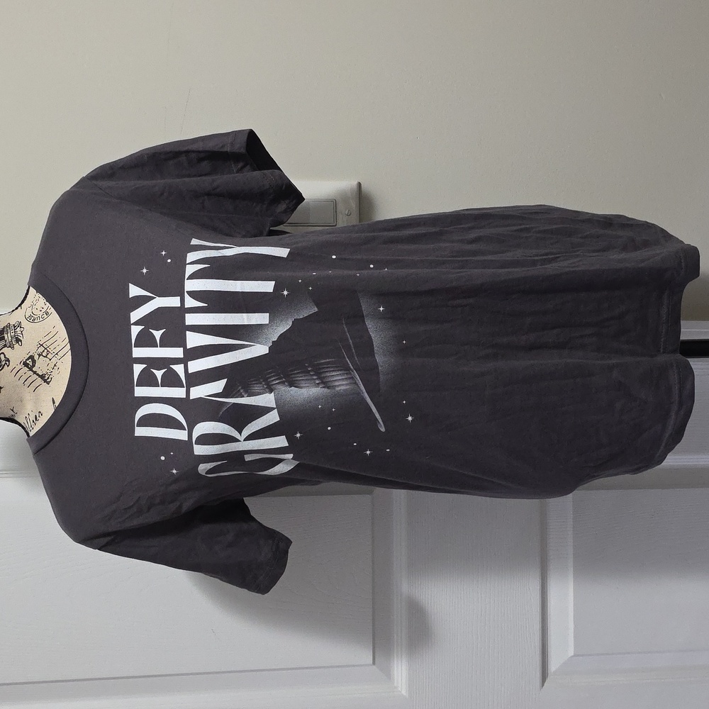 New Unisex Wicked Defy Gravity Tee Shirt Elphaba Hat Charcoal Small